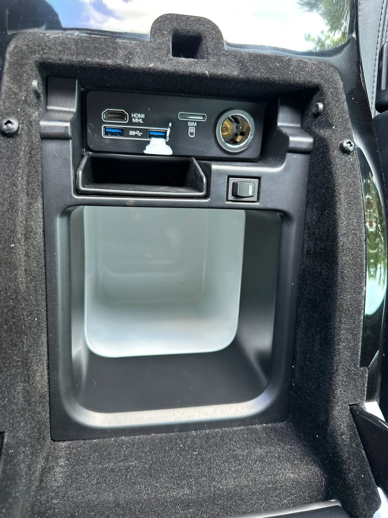 Used 2017 Land Rover Range Rover Long Wheelbase Supercharged image 48