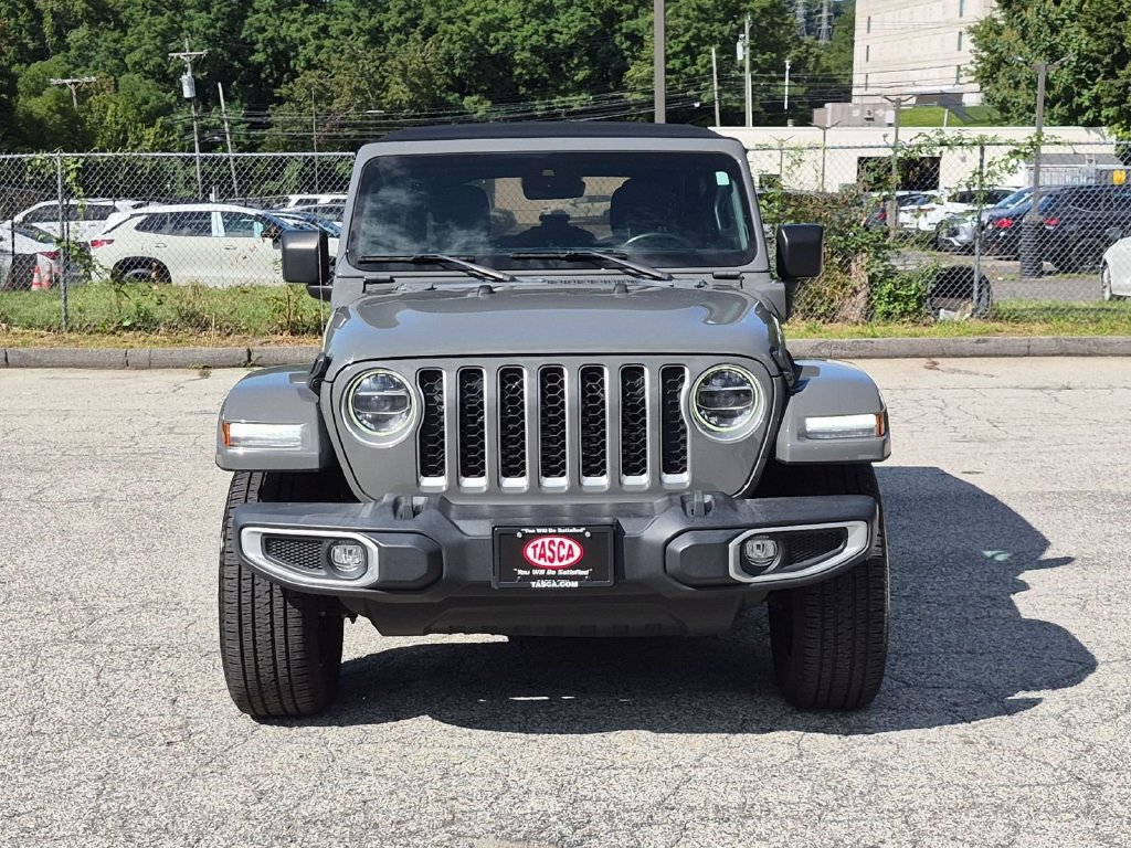Used 2021 Jeep Wrangler Unlimited Sahara w/ Cold Weather Group AWD/4WD image 11