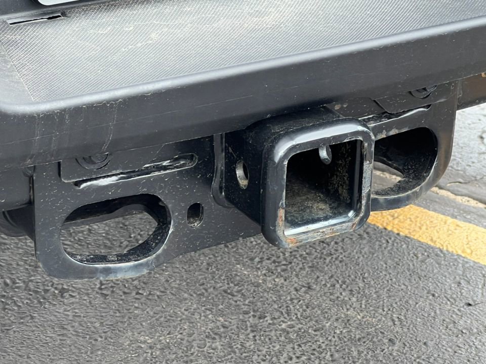 Used 2023 Ford F250 XLT w/ Snow Plow/Camper Package AWD/4WD image 7