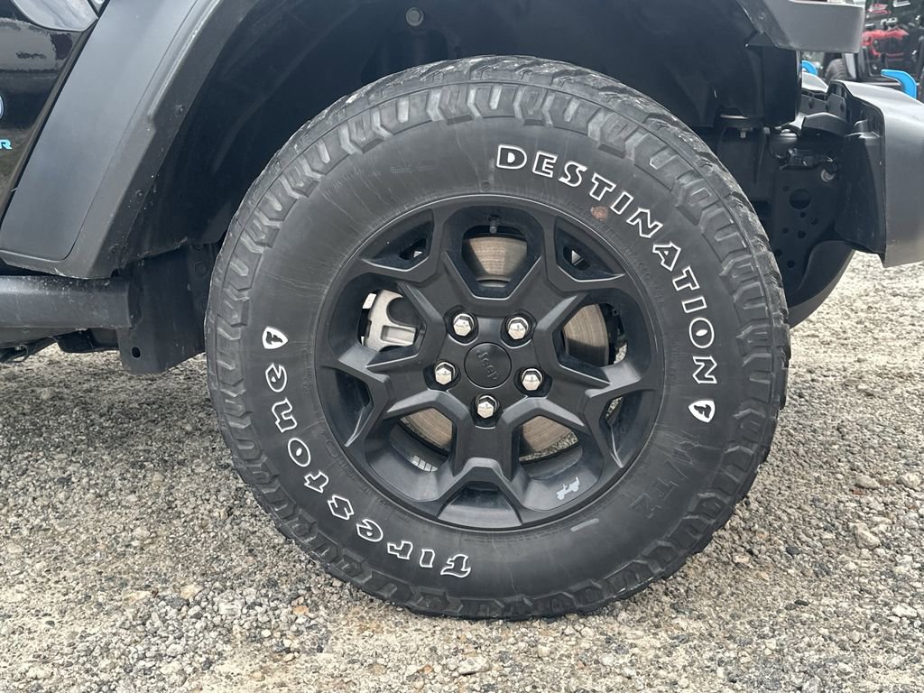 Used 2023 Jeep Wrangler Unlimited w/ Sun & Screen Package AWD/4WD image 13