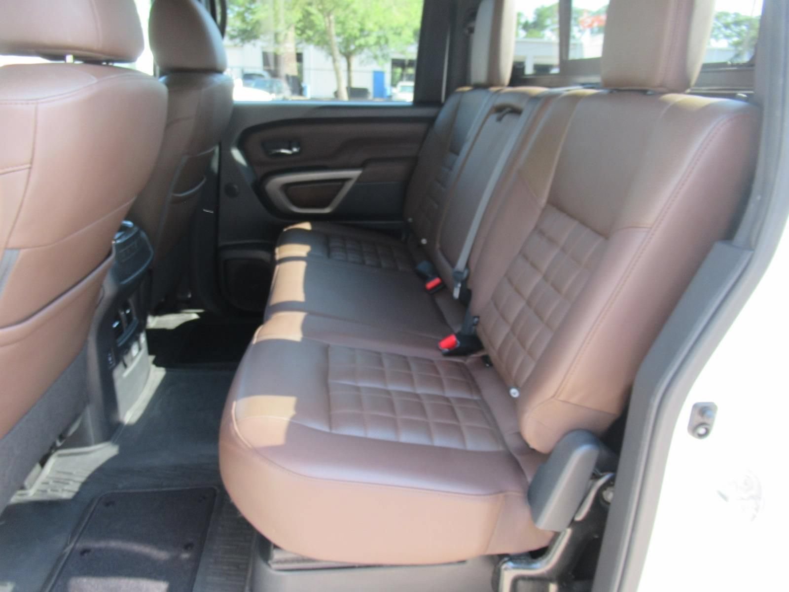 Used 2023 Nissan Titan Platinum Reserve w/ Moonroof Package AWD/4WD image 35