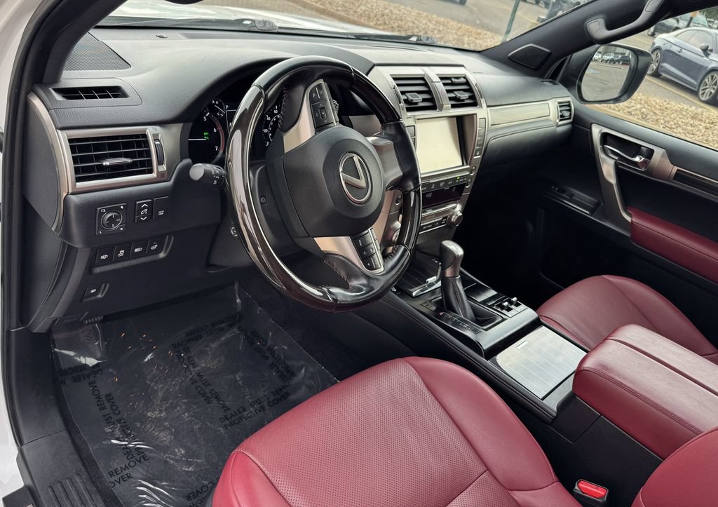 Used 2021 Lexus GX 460 Premium w/ Premium Package AWD/4WD image 16