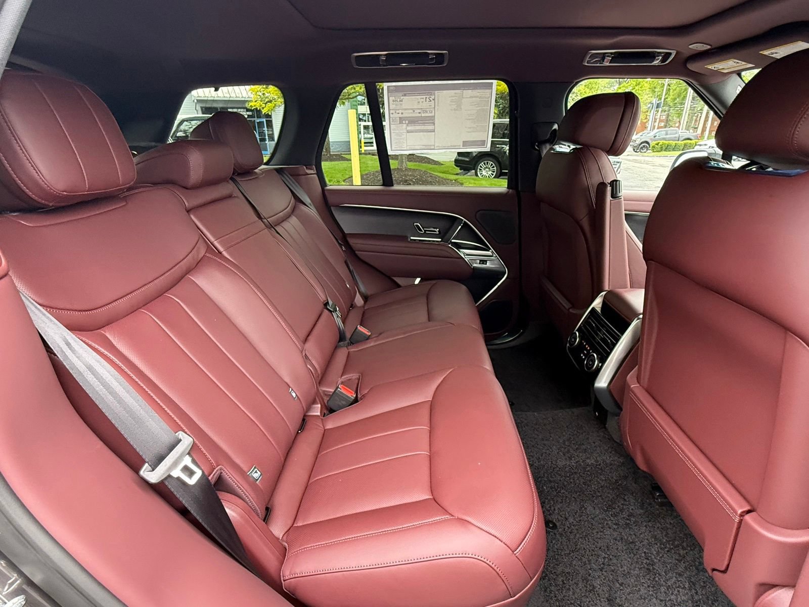 New 2026 Land Rover Range Rover SE AWD/4WD image 16