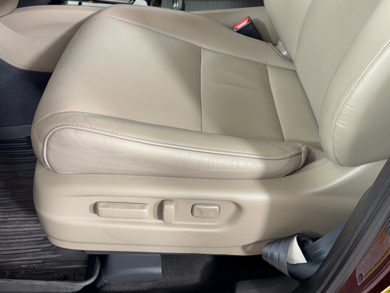 Used 2019 Honda Pilot Touring image 16