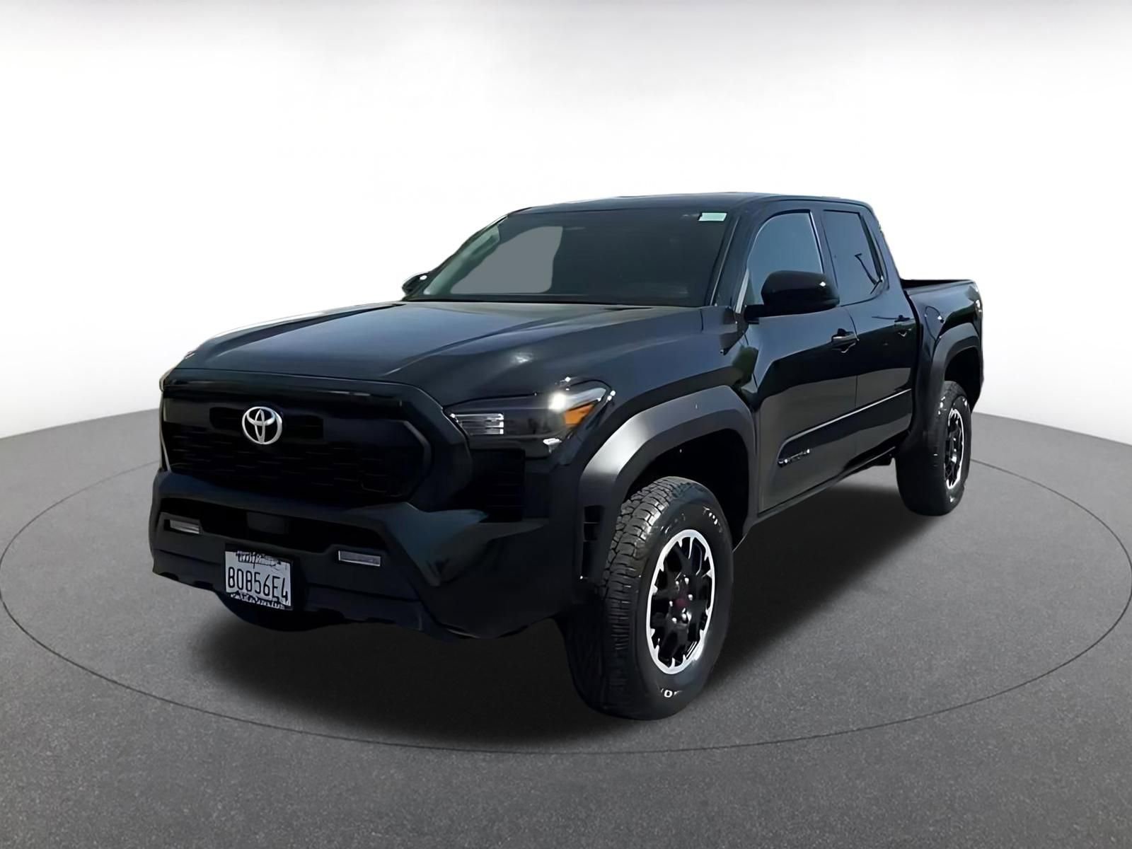Used 2025 Toyota Tacoma TRD Off-Road image 4
