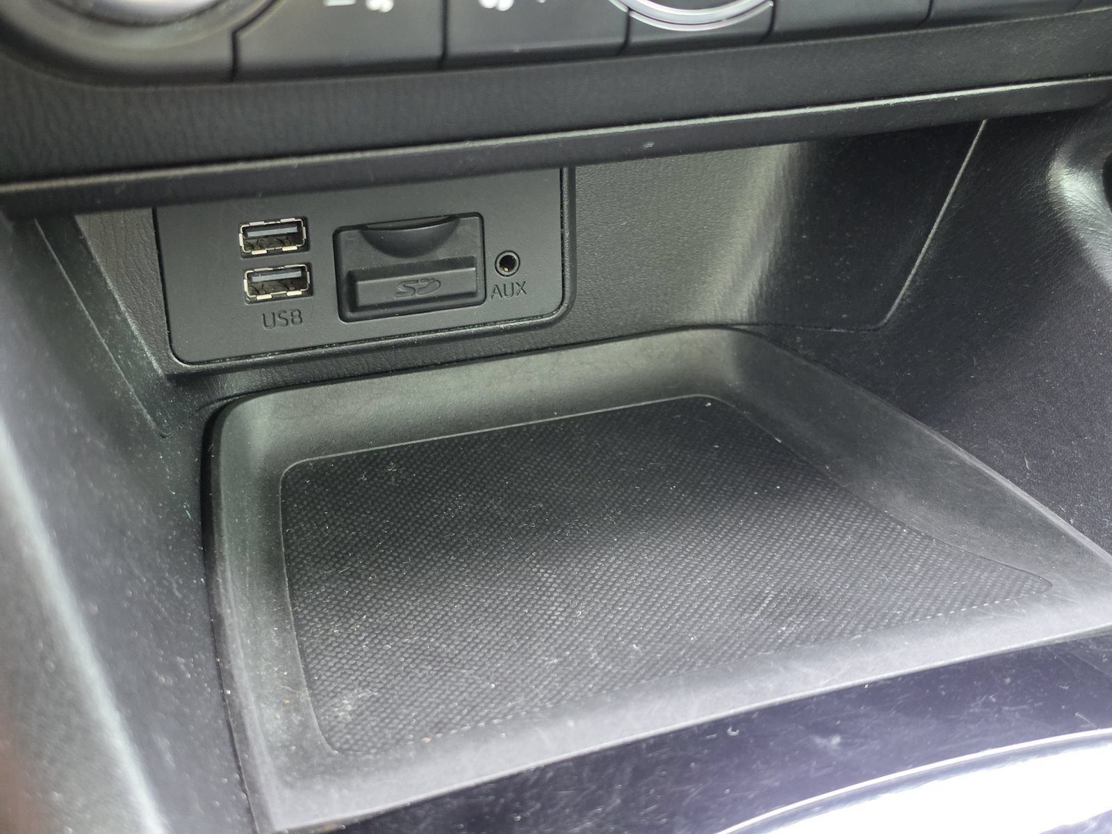 Used 2018 MAZDA MAZDA3 Touring FWD image 25