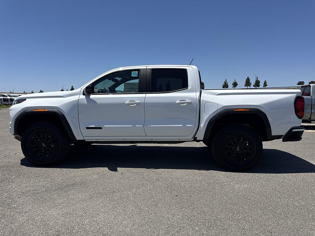 New 2026 GMC Canyon Elevation w/ LPO, Black Badging Package RWD image 5