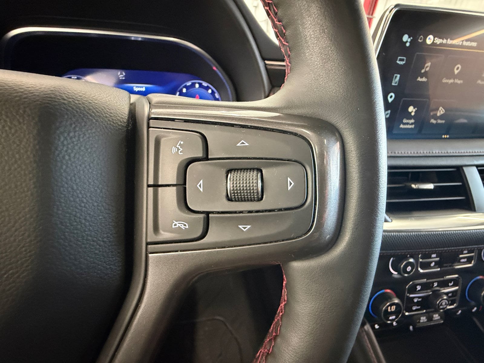 Used 2024 Chevrolet Tahoe RST w/ Sport Performance Package AWD/4WD image 19