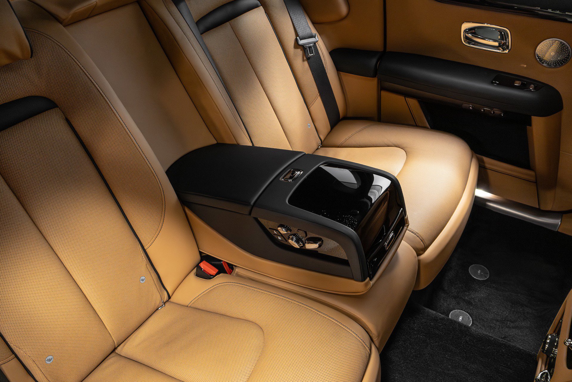 Used 2022 Rolls-Royce Ghost image 28