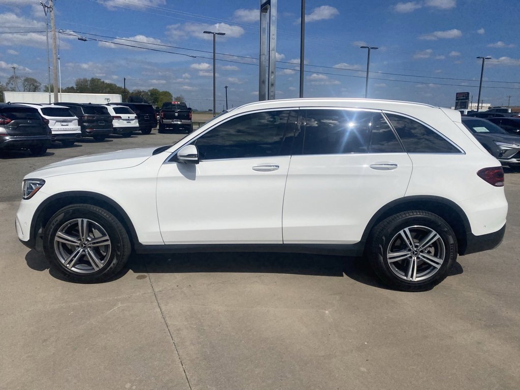 Used 2022 Mercedes-Benz GLC 300 image 2