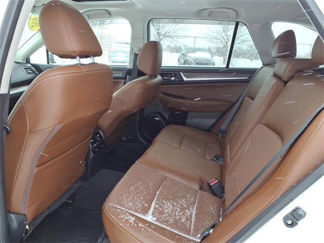 Used 2017 Subaru Outback 2.5i Touring image 9