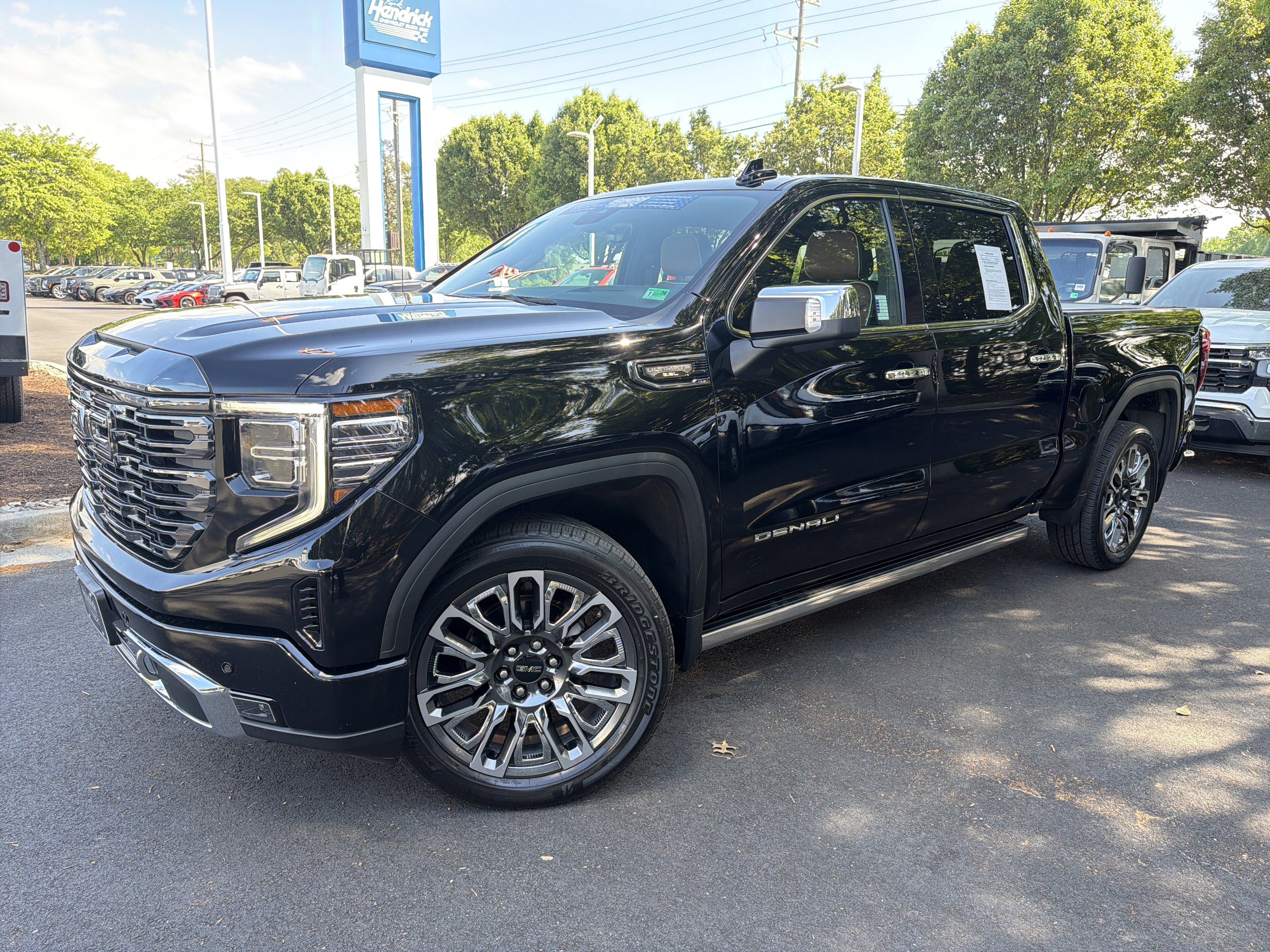 Used 2024 GMC Sierra 1500 Denali Ultimate AWD/4WD image 5