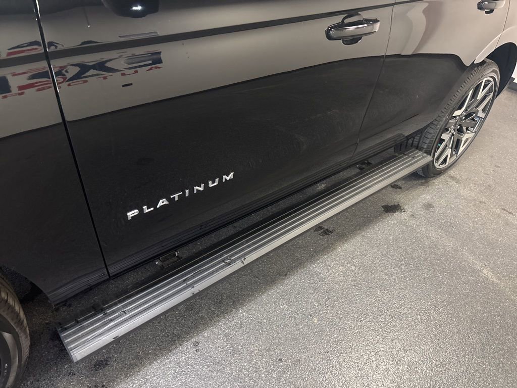 New 2026 Ford Expedition Platinum AWD/4WD image 7