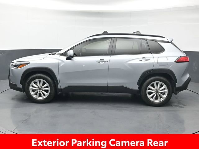 Certified 2024 Toyota Corolla Cross LE AWD/4WD image 4
