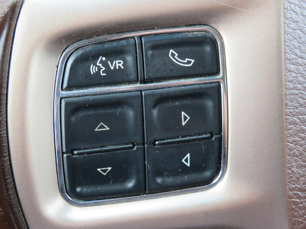 Used 2015 RAM 2500 Longhorn image 19