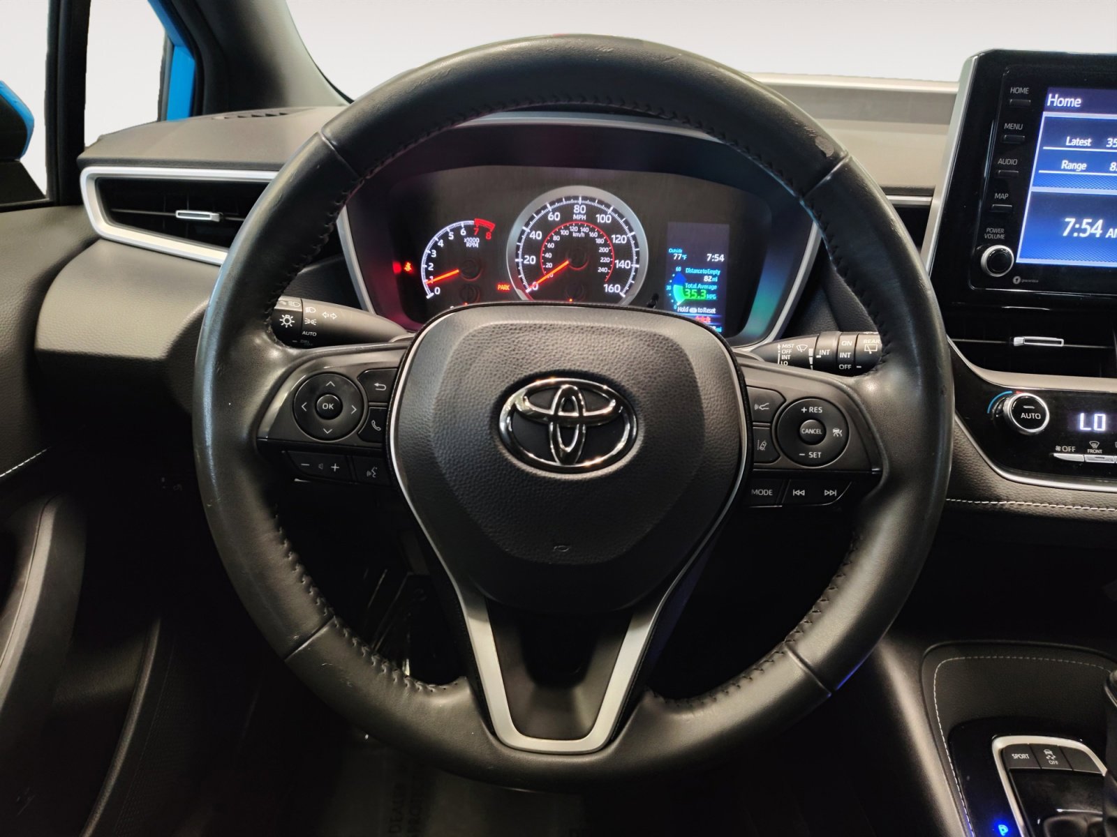 Used 2022 Toyota Corolla SE FWD image 16