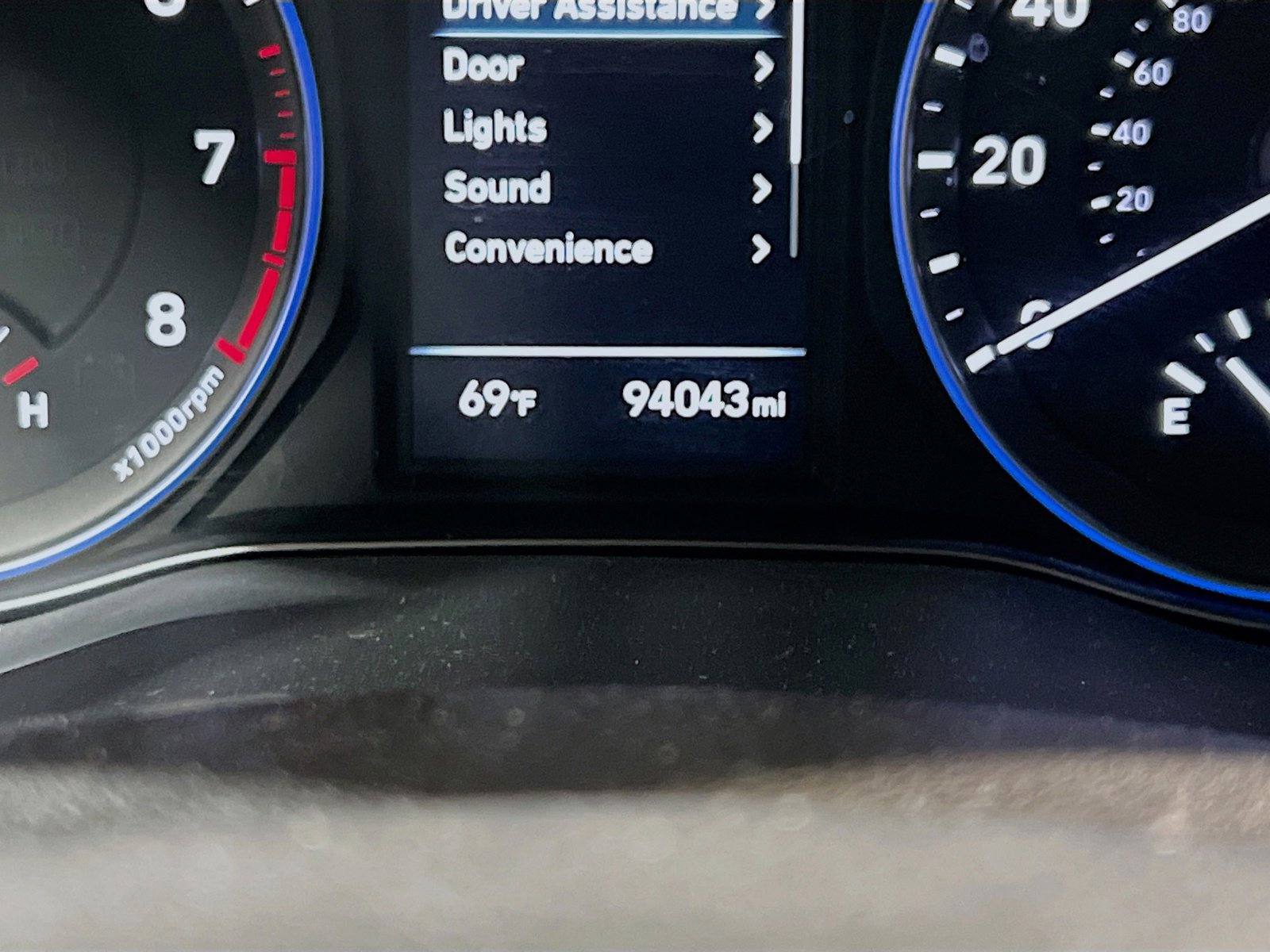 Used 2020 Hyundai Kona Limited AWD/4WD image 8