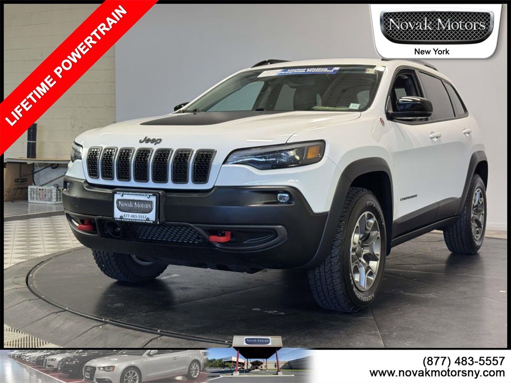 Used 2022 Jeep Cherokee Trailhawk image 4