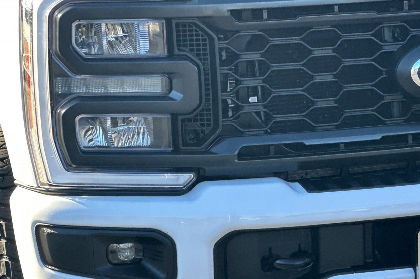 Used 2024 Ford F250 Lariat w/ Sport Appearance Package image 44