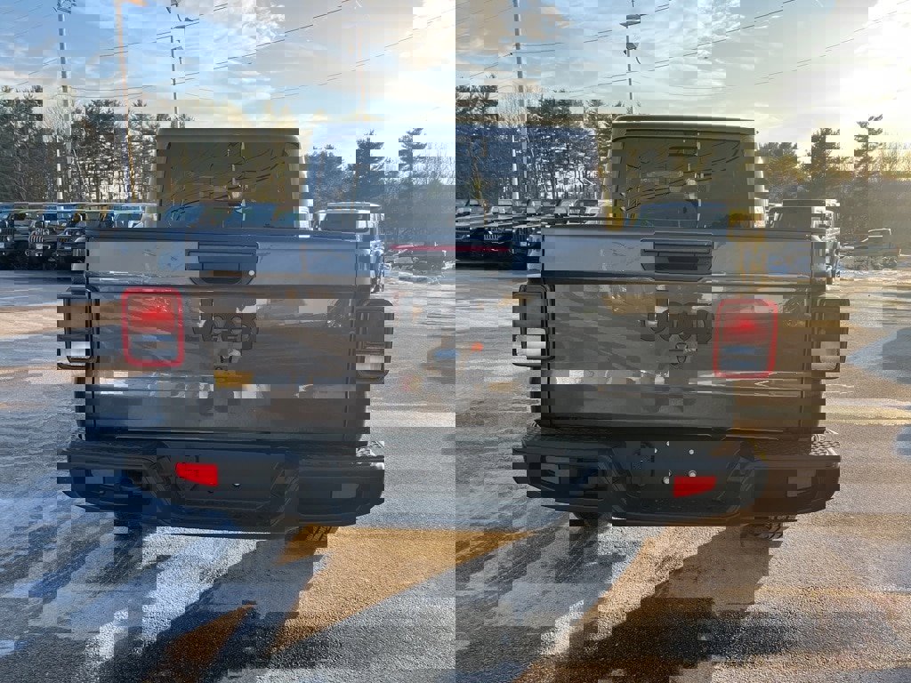 New 2026 Jeep Gladiator Sport image 7