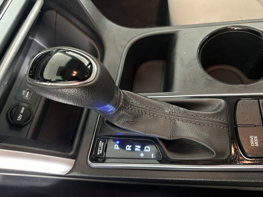 Used 2016 Hyundai Sonata SE FWD image 17