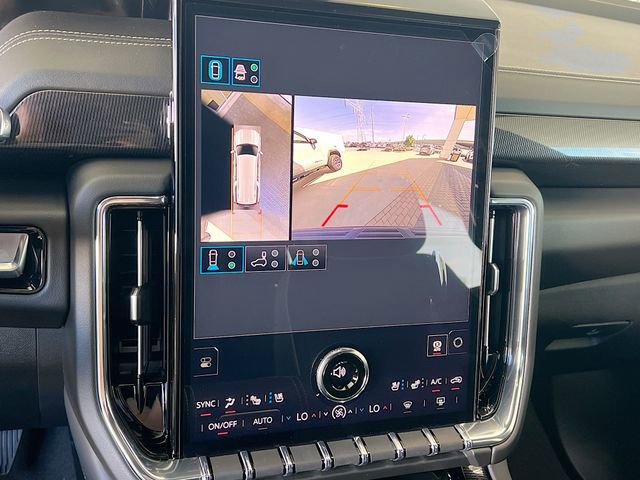 New 2026 GMC Yukon XL Elevation w/ Technology Package AWD/4WD image 9