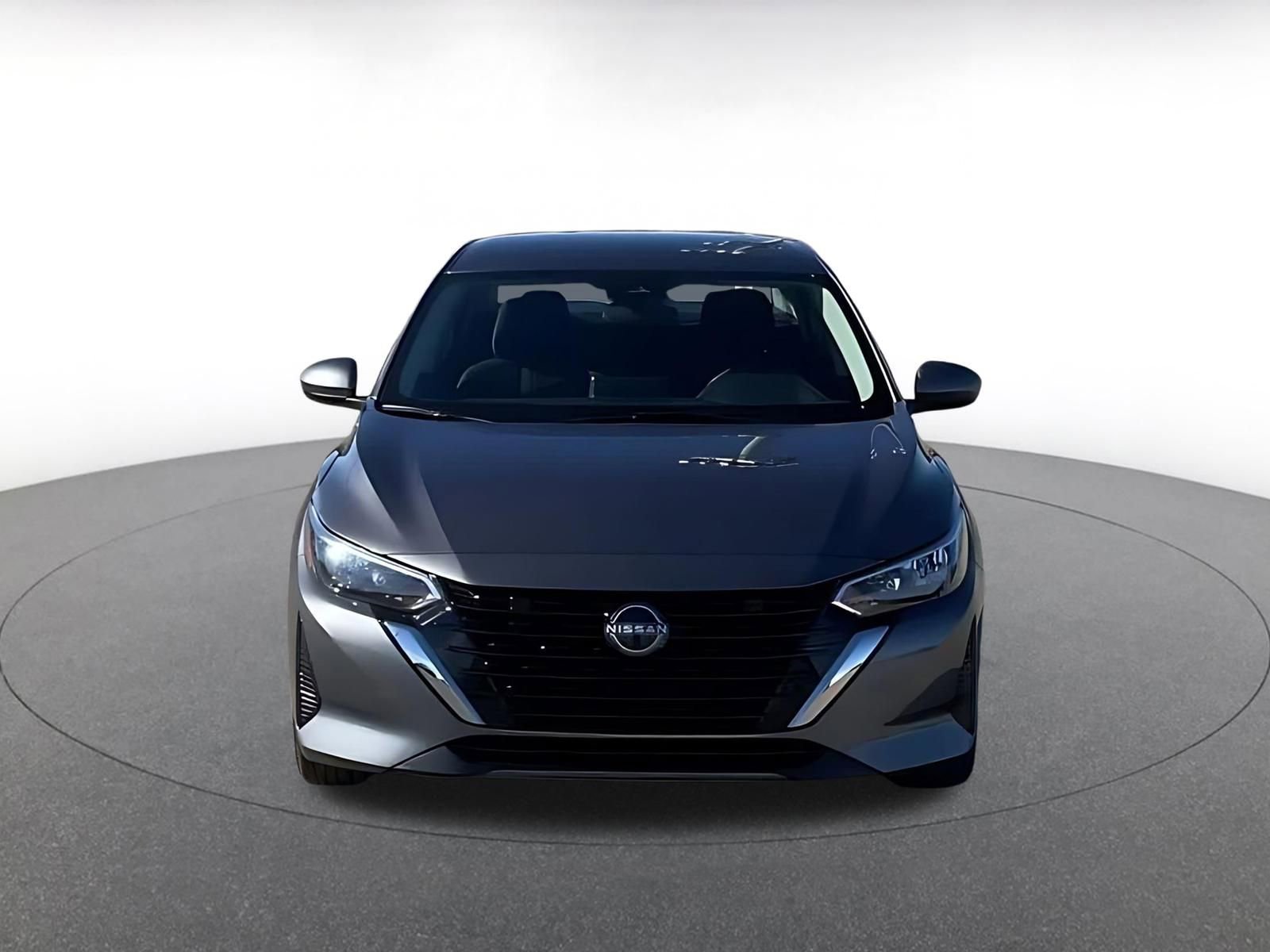 Used 2025 Nissan Sentra SV image 4