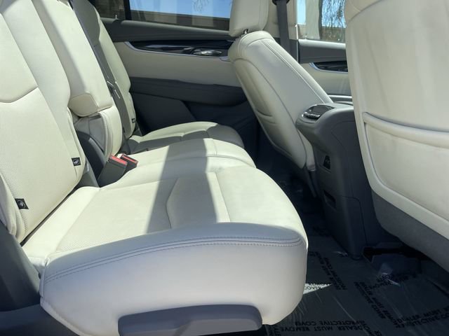 Certified 2023 Cadillac XT6 Premium Luxury w/ Technology Package AWD/4WD image 28