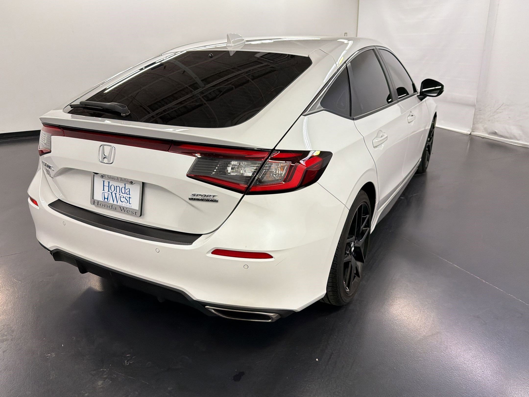 Certified 2024 Honda Civic Sport Touring image 9