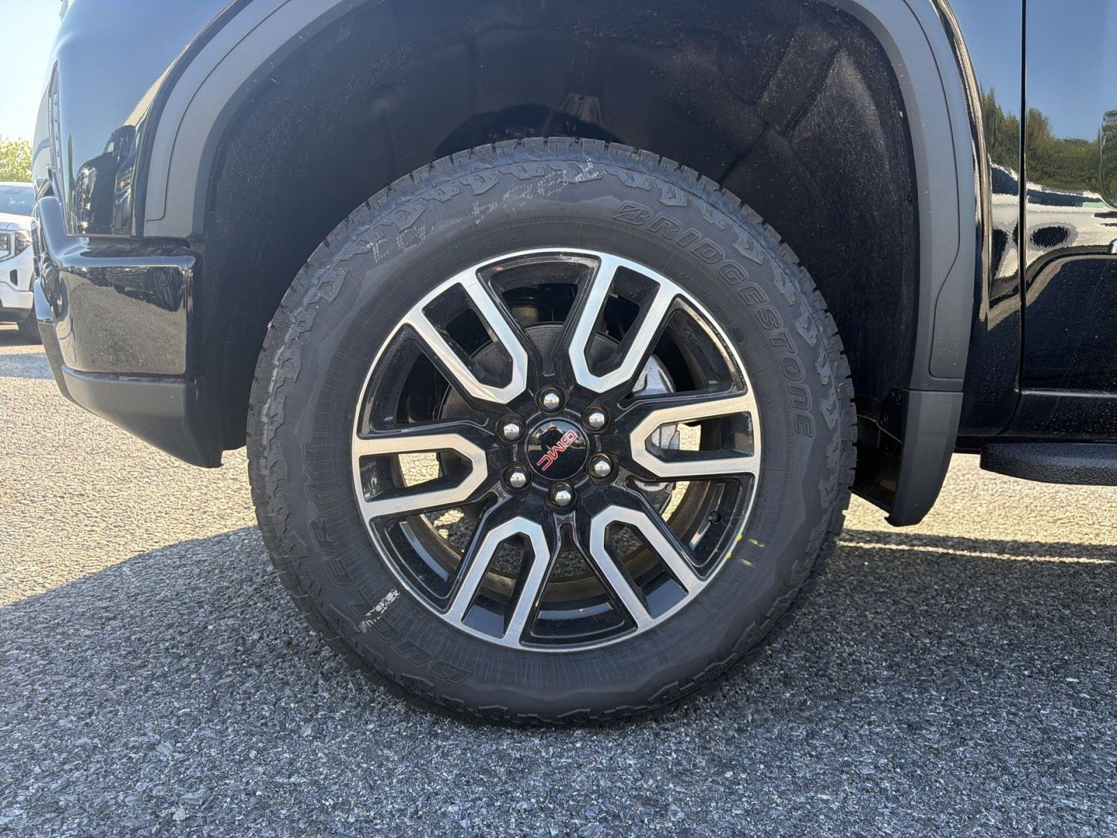 New 2026 GMC Sierra 1500 AT4 w/ AT4 Premium Package AWD/4WD image 12