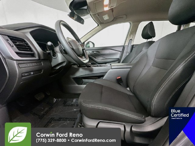 Used 2026 Nissan Rogue S FWD image 23