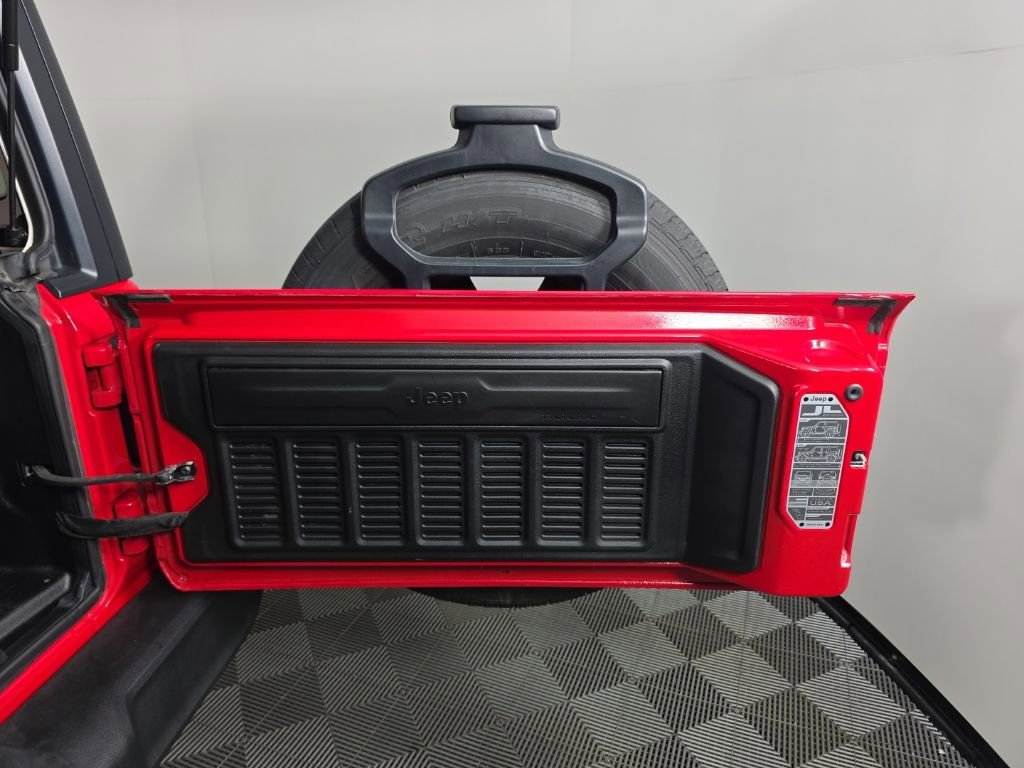 Used 2022 Jeep Wrangler Unlimited Sport AWD/4WD image 36