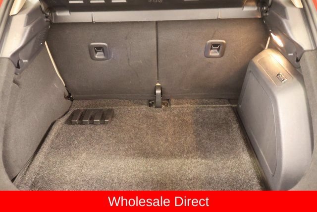 Used 2014 Volkswagen Beetle TDI FWD image 25