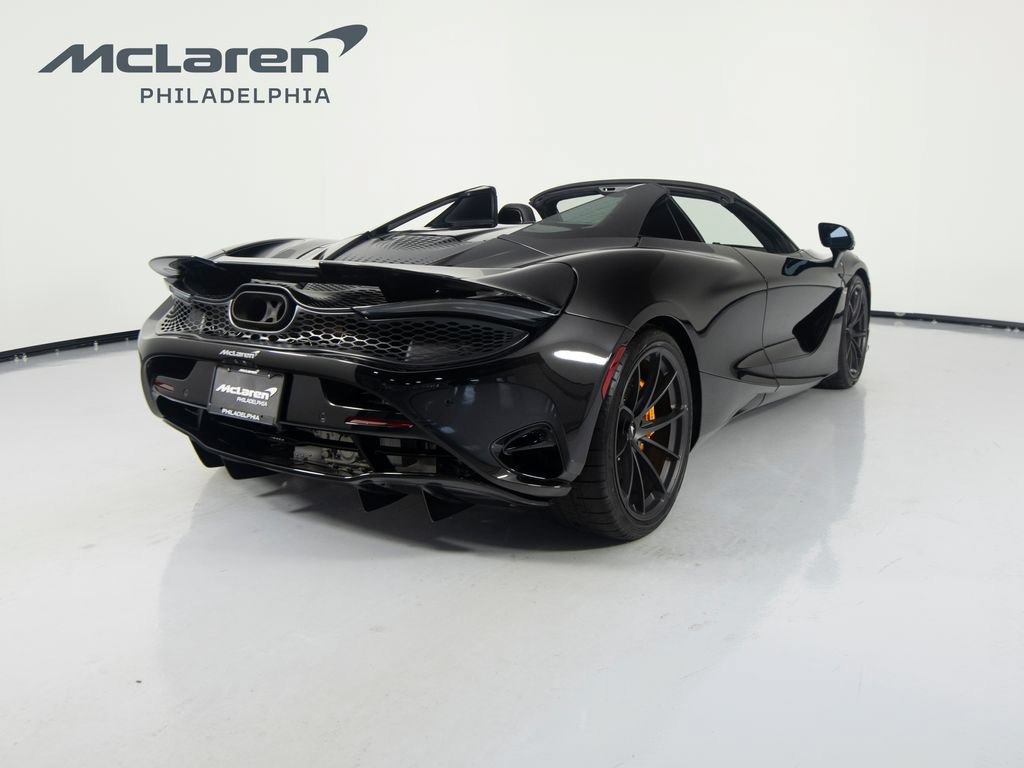 Used 2026 McLaren 750S Spider RWD image 6