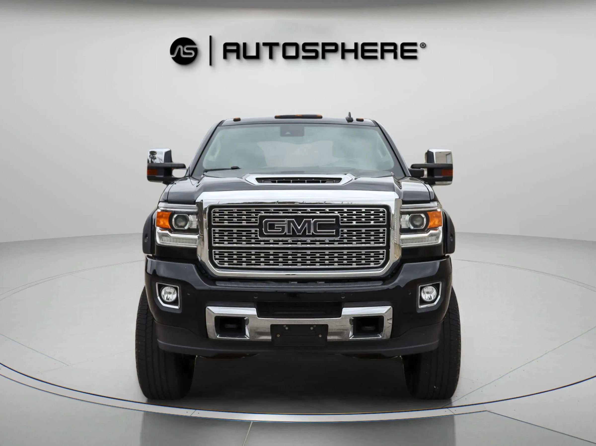 Used 2019 GMC Sierra 2500 Denali image 2