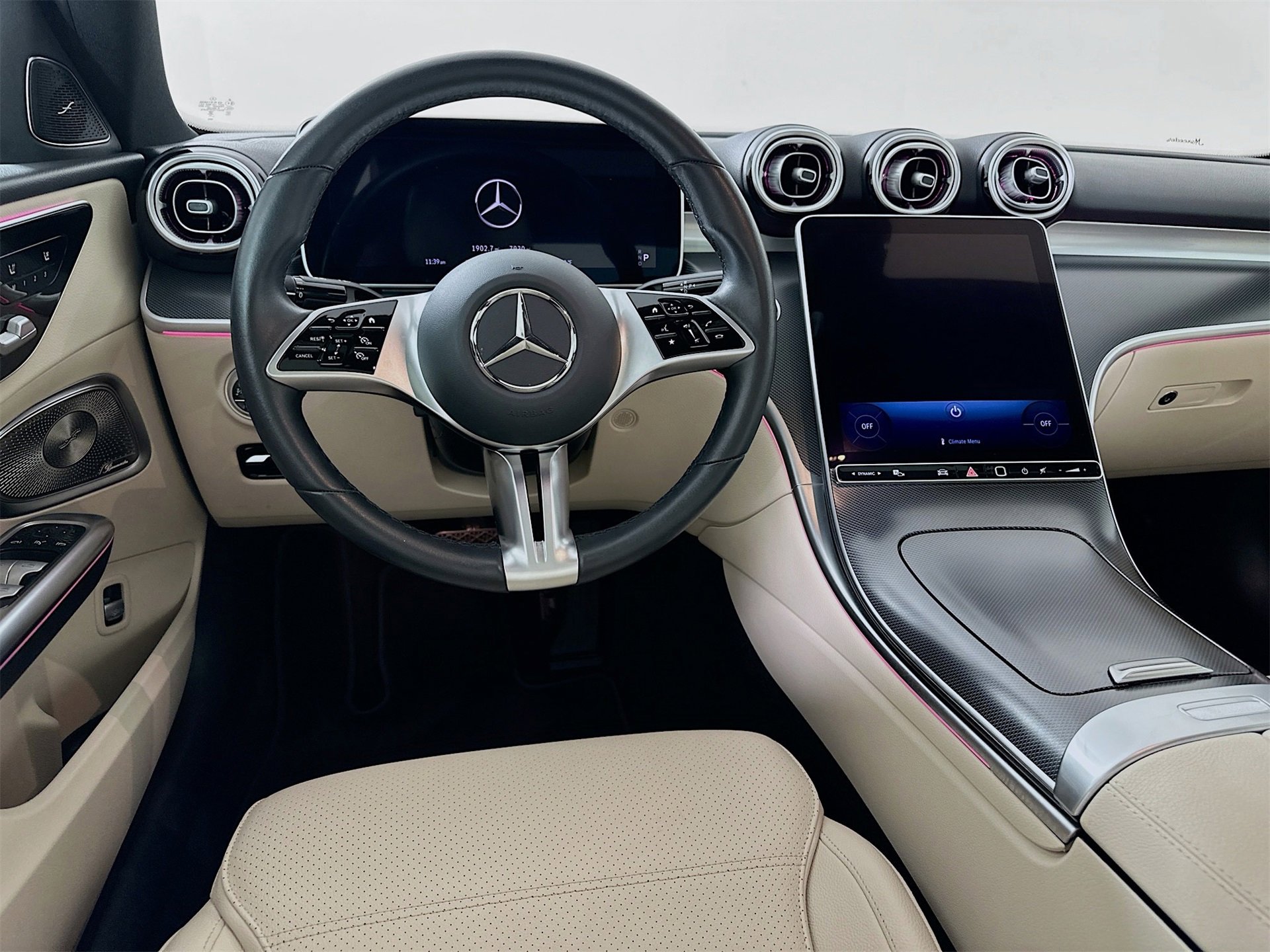 Used 2025 Mercedes-Benz C 300 Sedan image 25