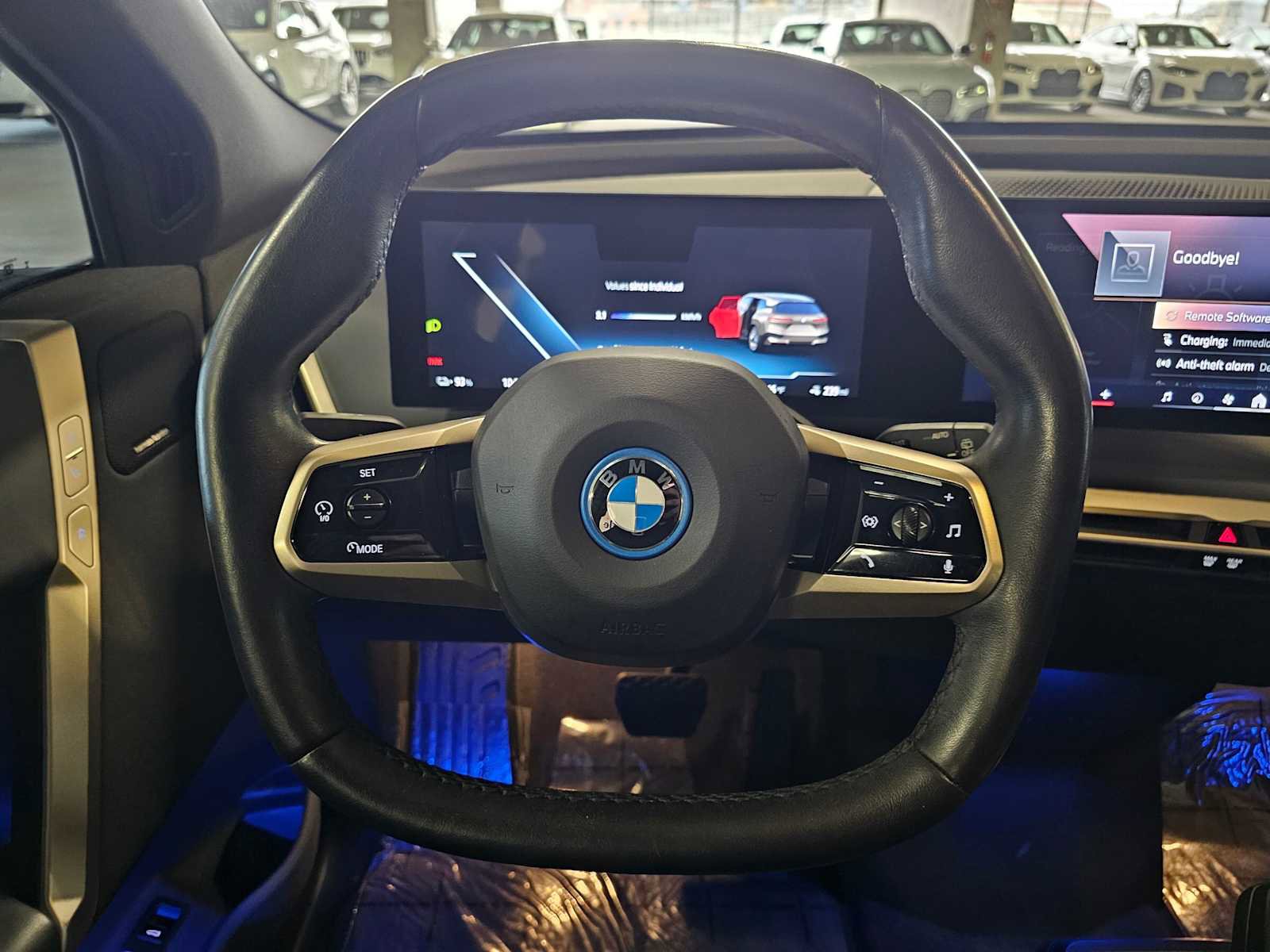 Used 2024 BMW iX xDrive50 w/ Premium Package image 10