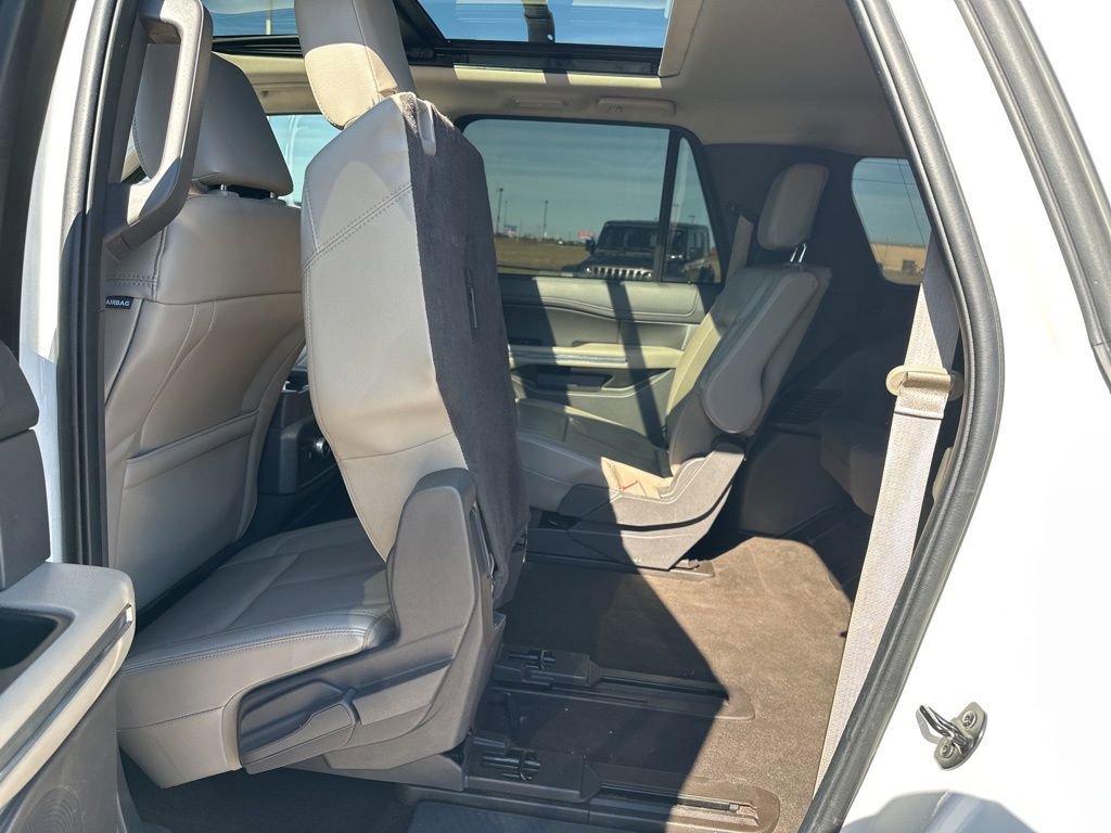 Used 2021 Ford Expedition Max XLT image 41