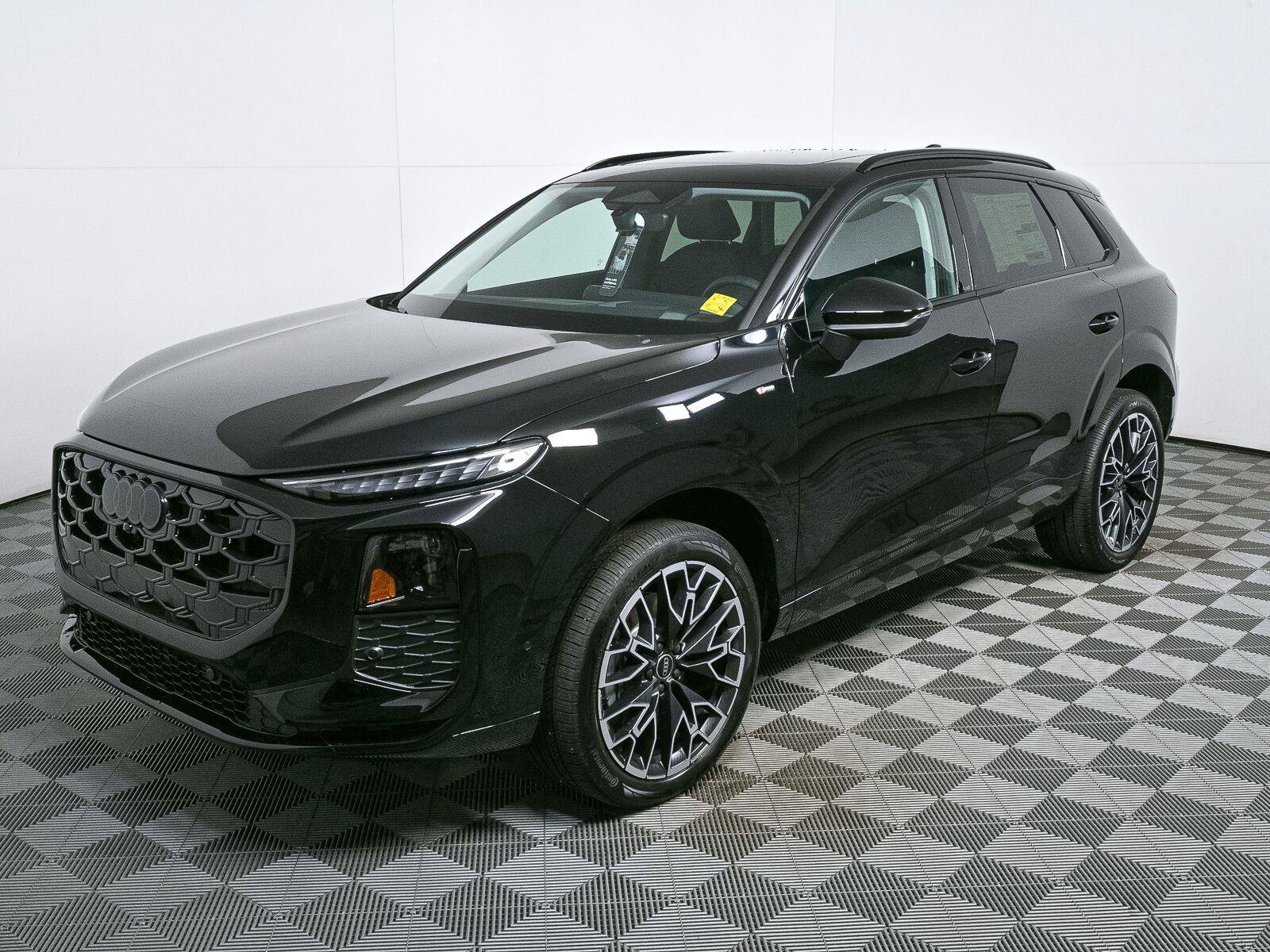 New 2026 Audi Q3 quattro 2.0T AWD/4WD image 34