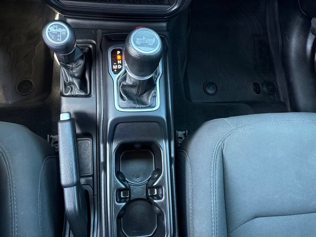 Used 2023 Jeep Wrangler Unlimited AWD/4WD image 25