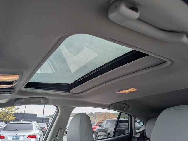 Used 2018 Subaru Crosstrek 2.0i Limited image 16