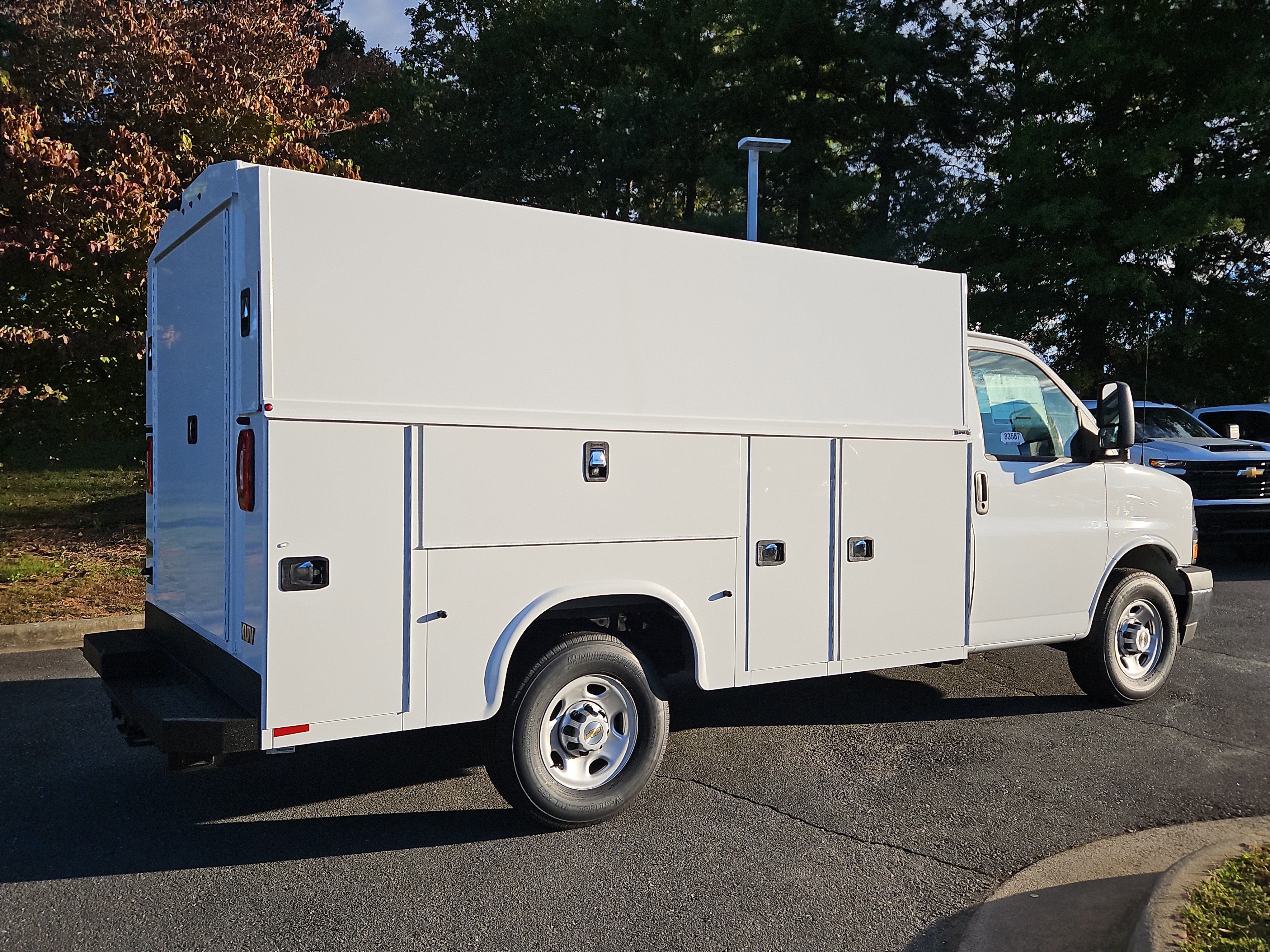 New 2025 Chevrolet Express 3500 w/ Power Convenience Package image 5