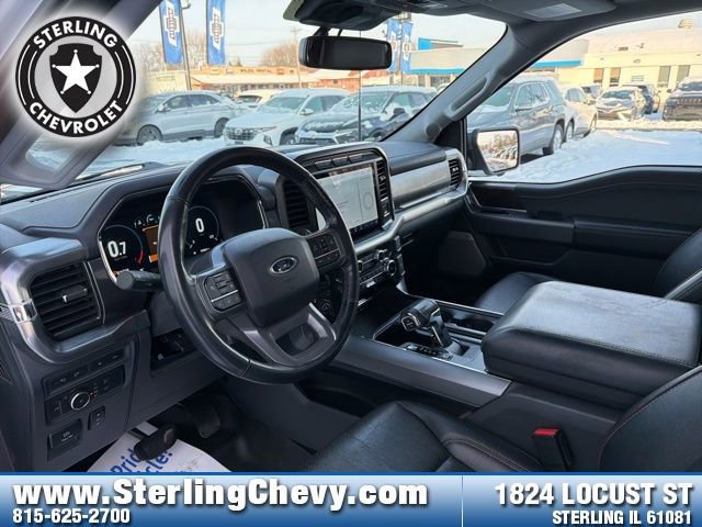 Used 2022 Ford F150 Lariat image 10