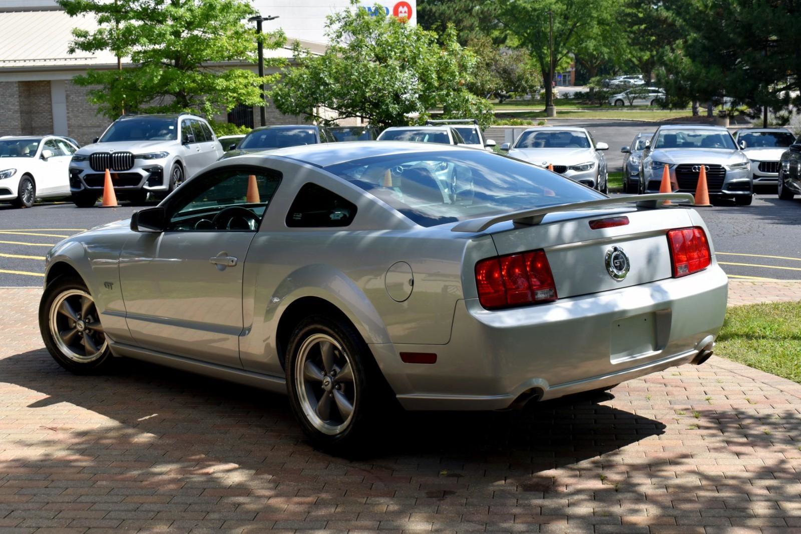 Used 2006 Ford Mustang GT Premium image 9