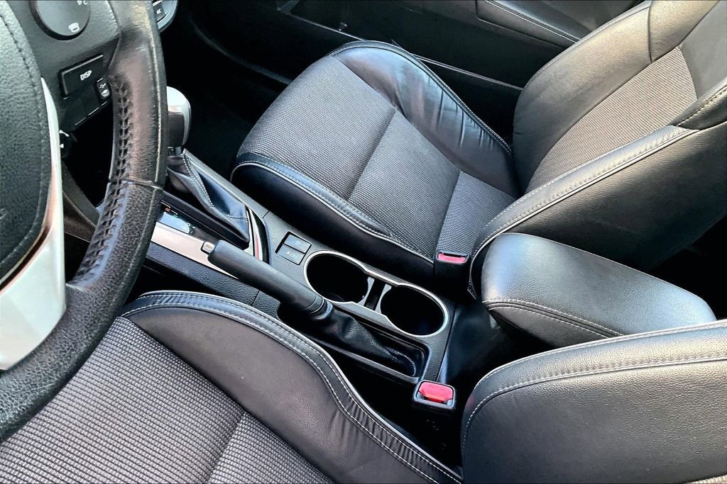 Used 2014 Toyota Corolla S FWD image 17