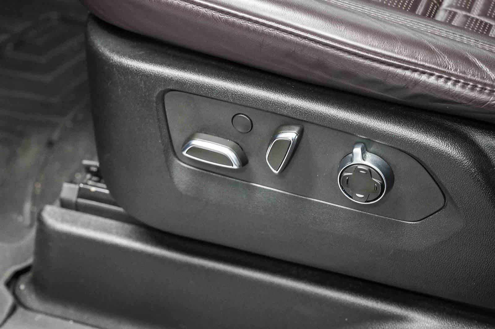 Used 2023 Cadillac Escalade ESV Premium Luxury Platinum w/ LPO, Radiant Package AWD/4WD image 23