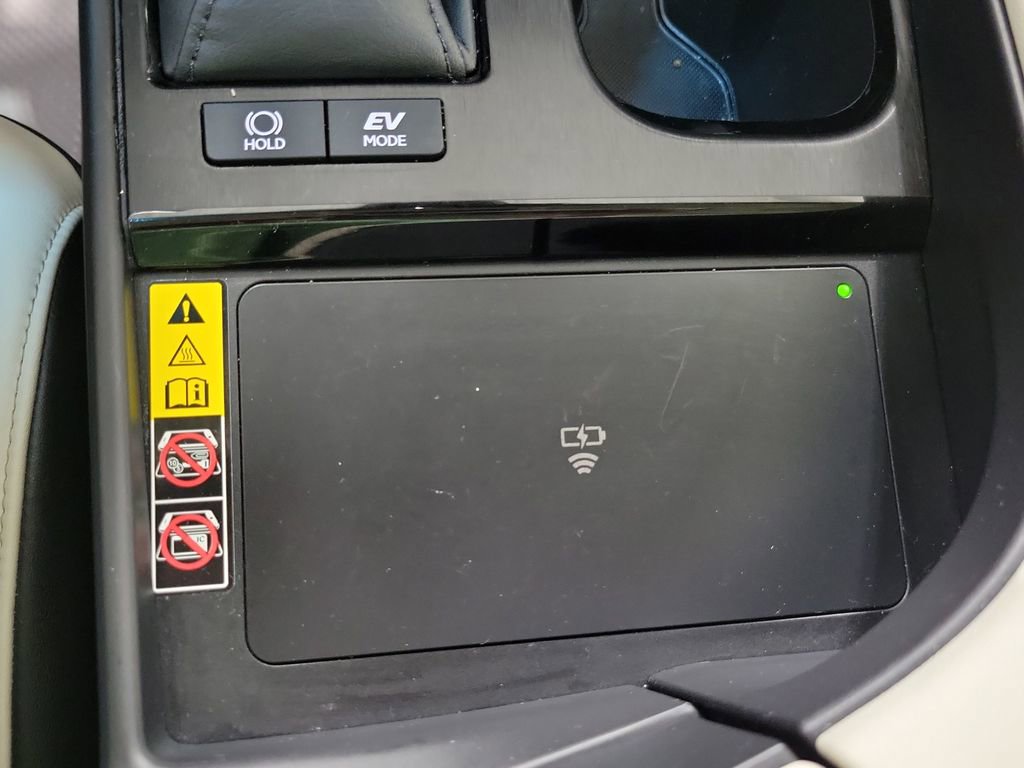 Used 2024 Lexus ES 300h w/ Premium Package FWD image 40