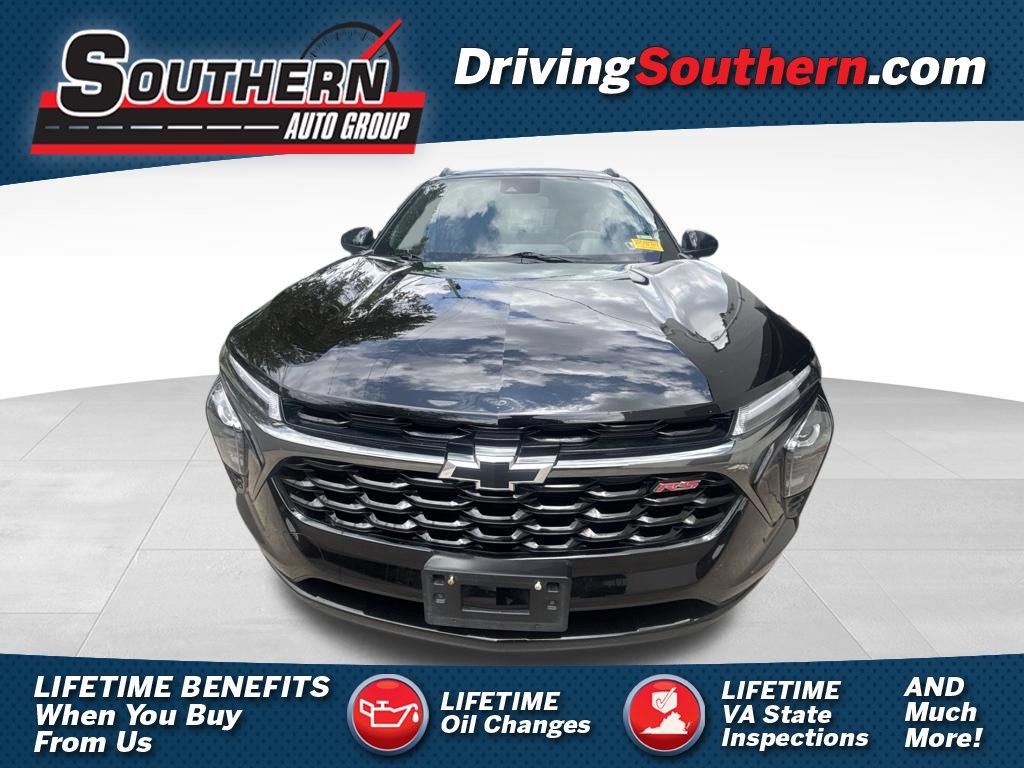 Used 2025 Chevrolet Trax RS w/ Sunroof Package FWD 360° Tour