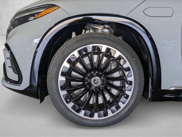 New 2026 Mercedes-Benz EQS 400 4MATIC SUV image 10