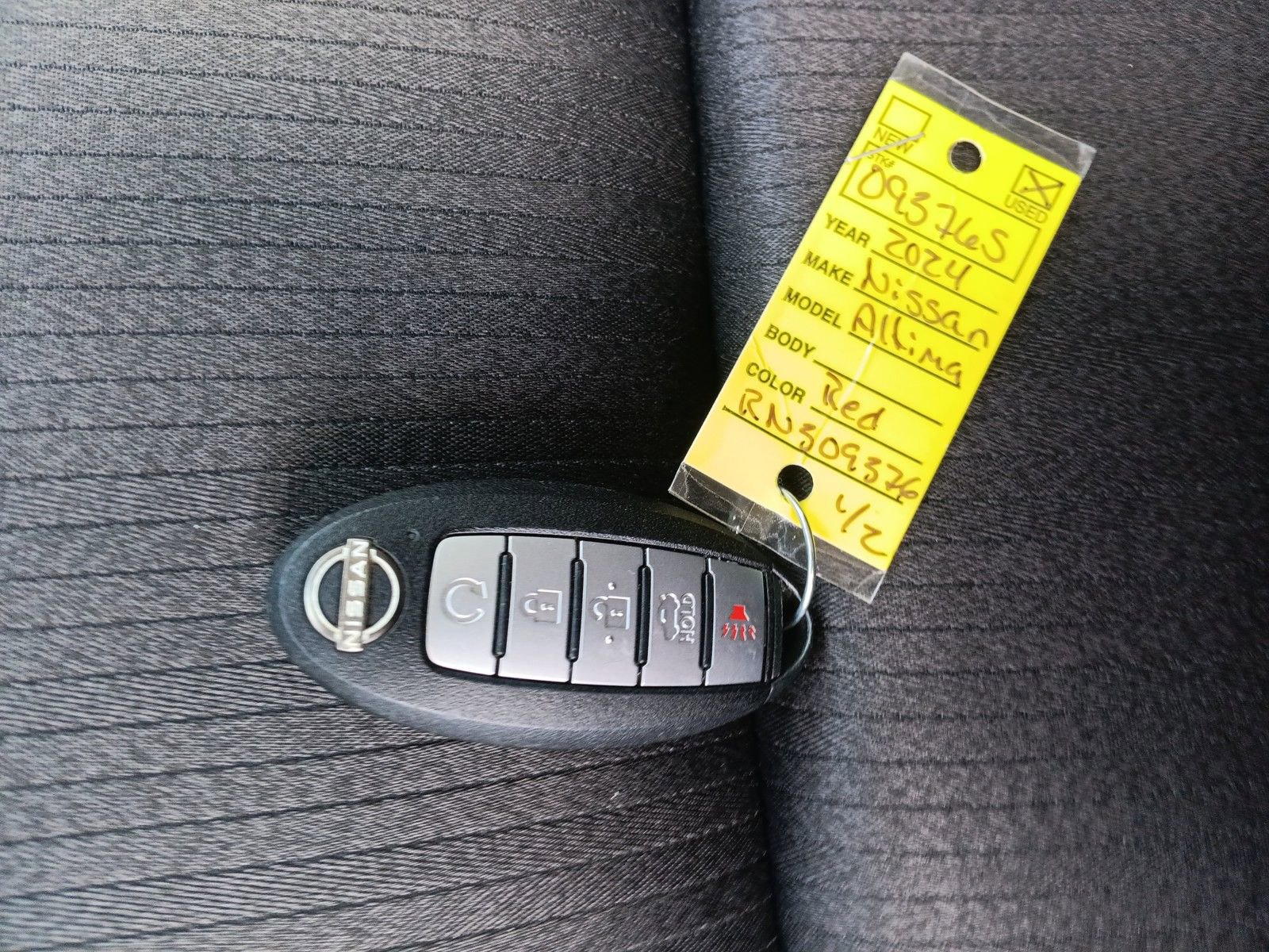 Used 2024 Nissan Altima 2.5 SV image 29